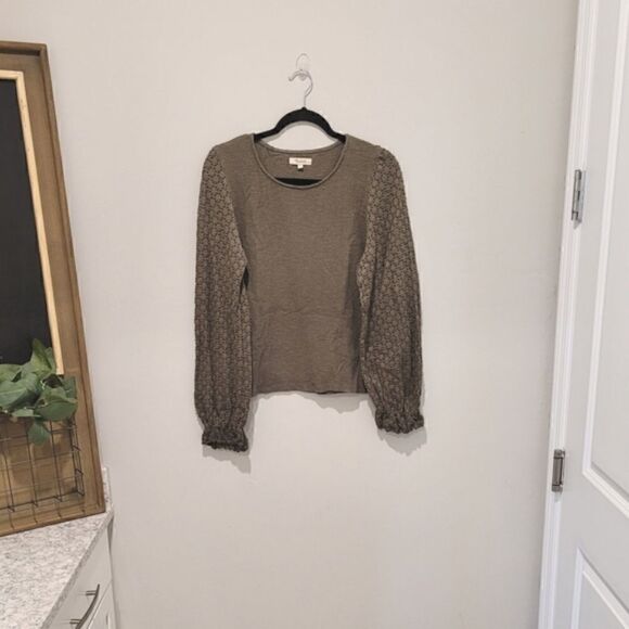 FINAL SALEš·MadewellāOliveāgreenālongāsleeveātopāsizeāM - Picture 3 of 16